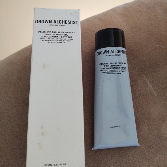 🌠Host Pick🌠Grown Alchemist exfoliant